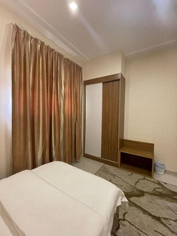 Orient House Aparthotel Ha'il Exterior photo